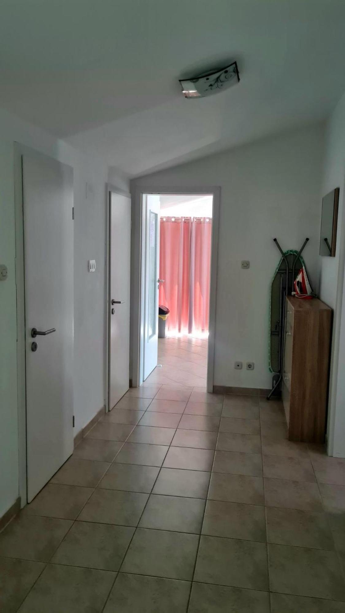 Apartment Ante Dugi Rat Exteriör bild